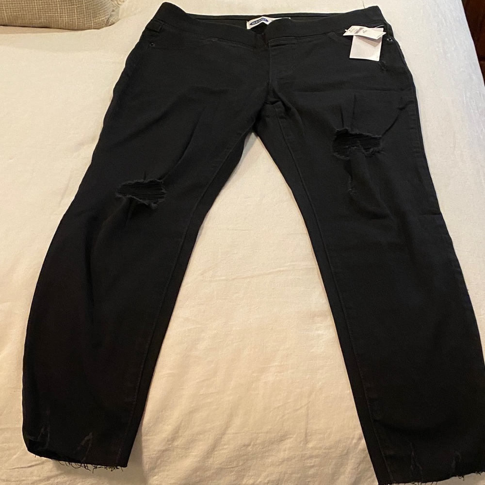 Old Navy Black Ripped Cropped Jeans